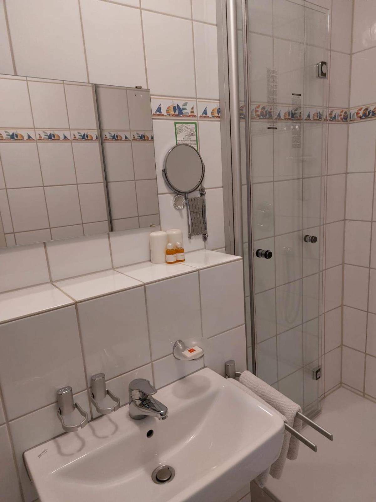 Schwabenstuben Doppelzimmer Meersburg Buitenkant foto